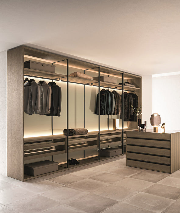 WALK-IN CLOSET SYSTEM